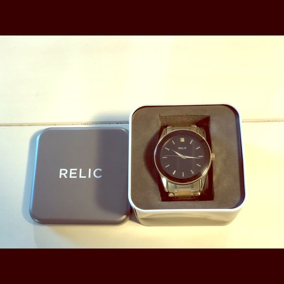 Relic by Fossil Men's Diamond Dial Bracelet Watch